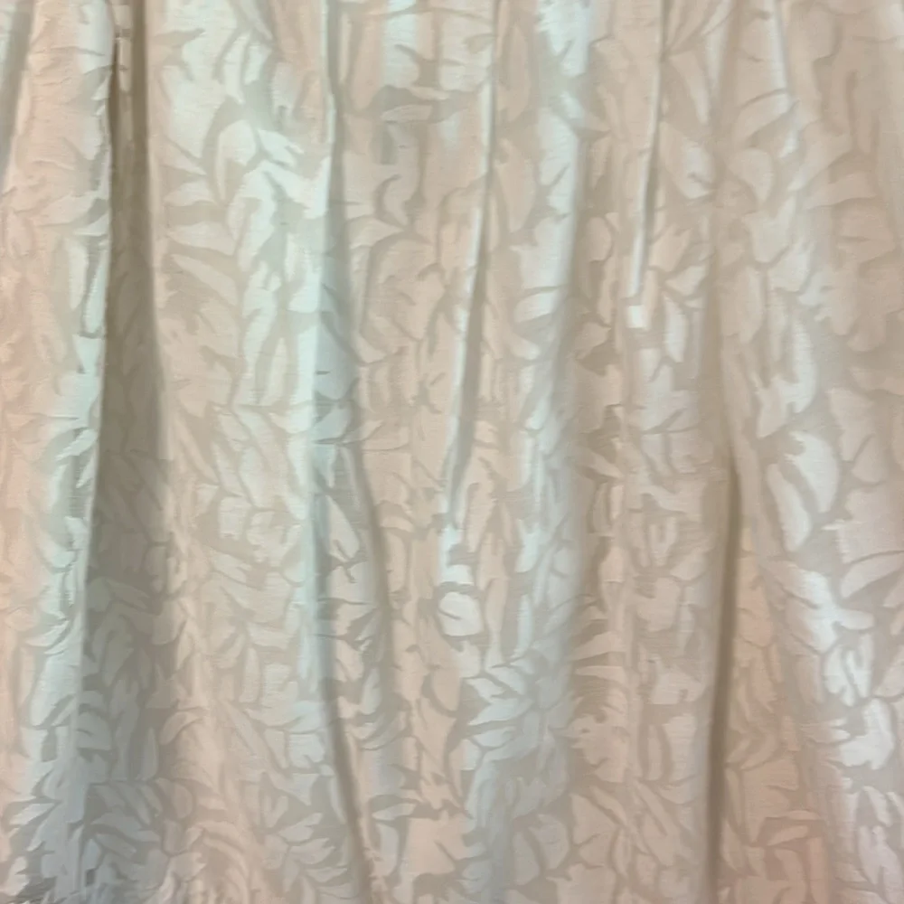 Elegant White Floral Lace Skirt from J.Crew Factory - Picture 2 of 4